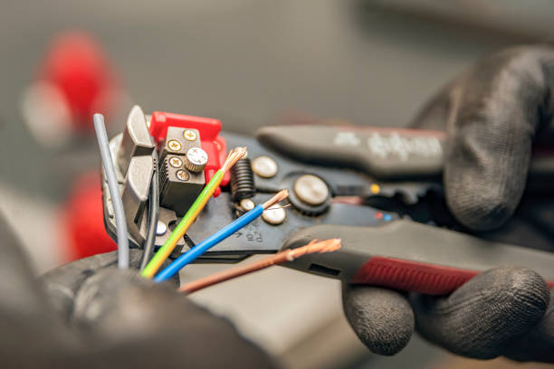 Best Electrical Outlet Repair  in Redwood, OR